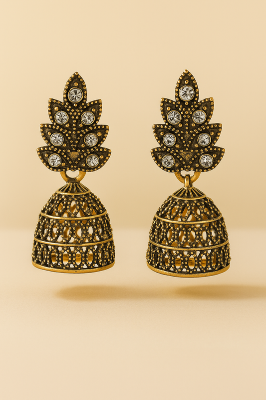 Antique Gold Elegance – Crystal Accent Drop Earrings